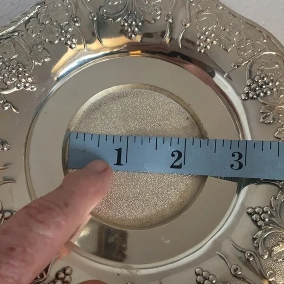 Candle holder, home accent - Picture 7 of 7